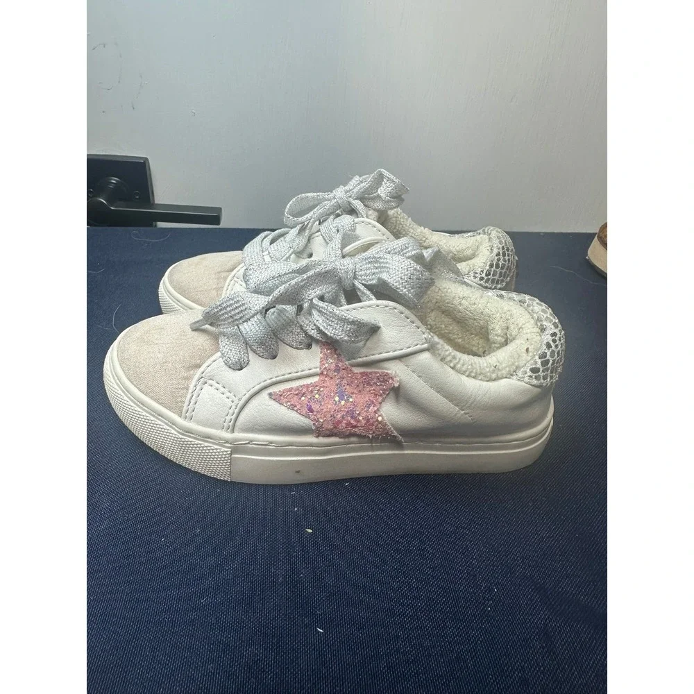Steve Madden | TREZUME Girls White Pink Glitter Star Sneakers | Size Kids 11